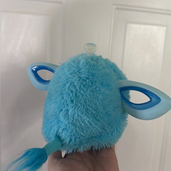Hasbro Furby Connect Blue Teal 2016 Bluetooth Interactive Play Toy - Picture 2 of 7